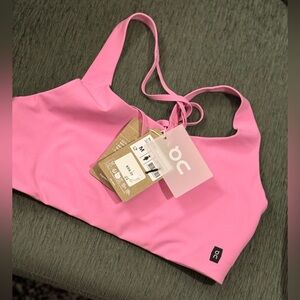 Women's Pink OnCloud Sports Bra